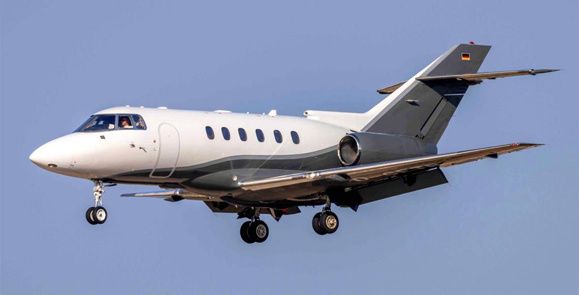 Wheels Up in Minutes: How Private Charter Jets Redefine Last-Minute
        Travel